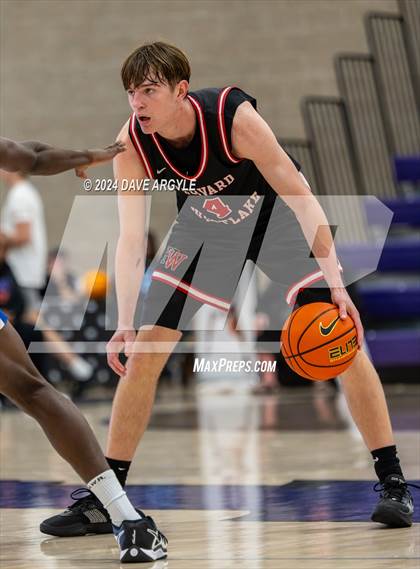 Thumbnail 1 in Harvard-Westlake vs. Bartlett (Holiday Hoopfest) photogallery.