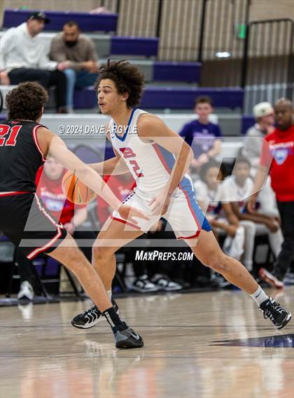 Thumbnail 1 in Harvard-Westlake vs. Bartlett (Holiday Hoopfest) photogallery.