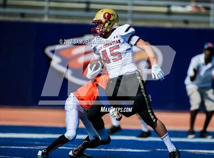 Thumbnail 3 in Oaks Christian @ Chaminade photogallery.