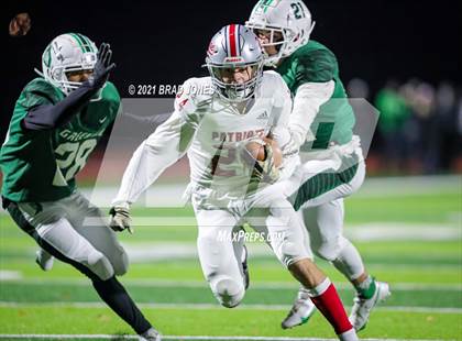 Thumbnail 1 in Page @ Green Hill (TSSAA D1 5A Qtr Final Playoff) photogallery.