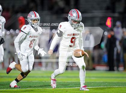 Thumbnail 1 in Page @ Green Hill (TSSAA D1 5A Qtr Final Playoff) photogallery.