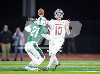 Thumbnail 1 in Page @ Green Hill (TSSAA D1 5A Qtr Final Playoff) photogallery.