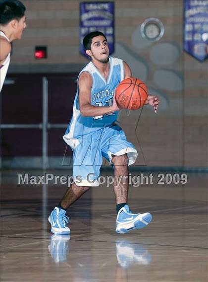 Thumbnail 1 in Fontana vs Montclair (Inland Empire Invitational) photogallery.
