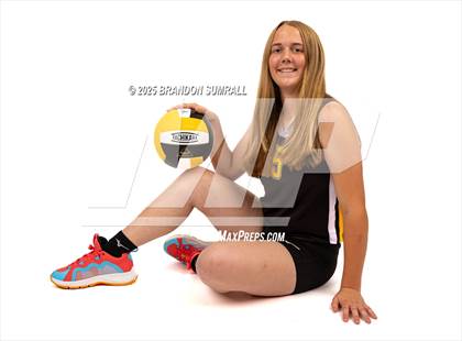 Thumbnail 2 in Isabella (Team & Individuals) photogallery.