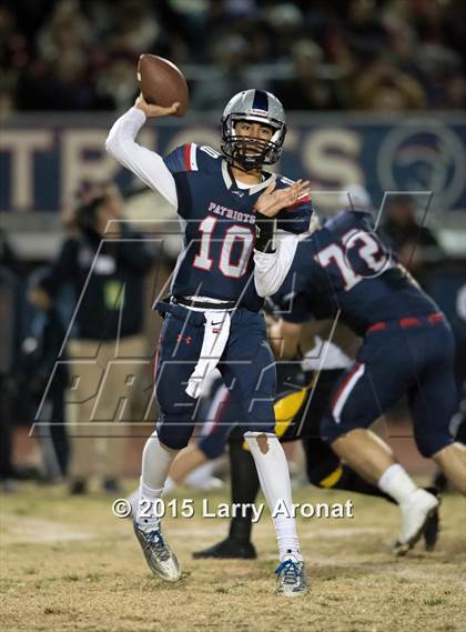 Thumbnail 3 in Del Oro @ Liberty (CIF NorCal Regional 2-AA Division Final) photogallery.