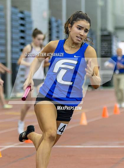 Thumbnail 1 in CIAC Indoor Finals photogallery.