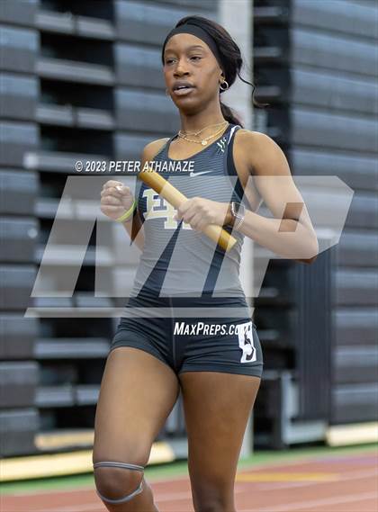 Thumbnail 2 in CIAC Indoor Finals photogallery.
