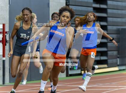 Thumbnail 1 in CIAC Indoor Finals photogallery.