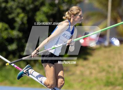 Thumbnail 2 in Kahuku Qualifying Meet #1 photogallery.