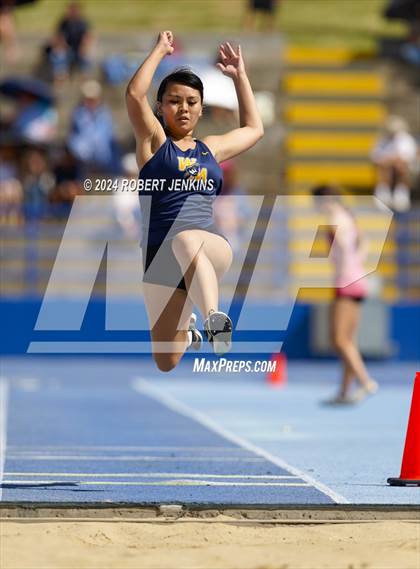 Thumbnail 2 in Kahuku Qualifying Meet #1 photogallery.