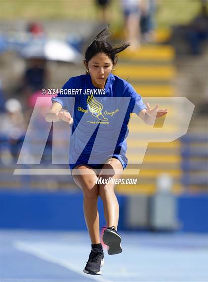 Thumbnail 1 in Kahuku Qualifying Meet #1 photogallery.