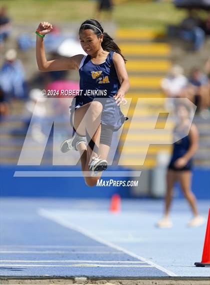 Thumbnail 2 in Kahuku Qualifying Meet #1 photogallery.