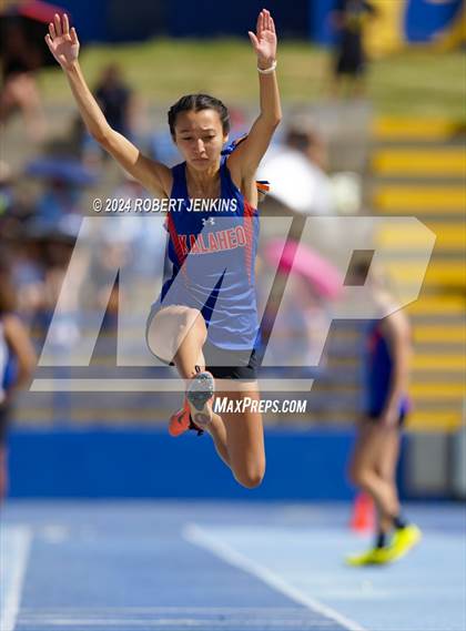 Thumbnail 2 in Kahuku Qualifying Meet #1 photogallery.