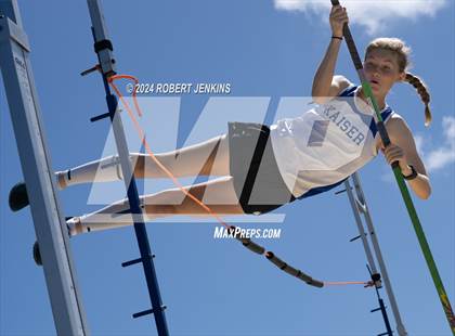Thumbnail 2 in Kahuku Qualifying Meet #1 photogallery.