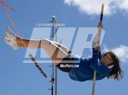 Thumbnail 3 in Kahuku Qualifying Meet #1 photogallery.