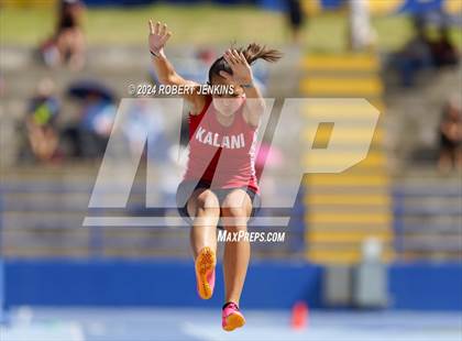 Thumbnail 1 in Kahuku Qualifying Meet #1 photogallery.
