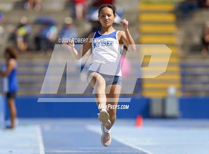 Thumbnail 2 in Kahuku Qualifying Meet #1 photogallery.