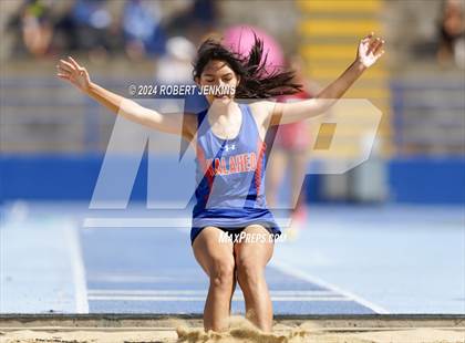 Thumbnail 3 in Kahuku Qualifying Meet #1 photogallery.