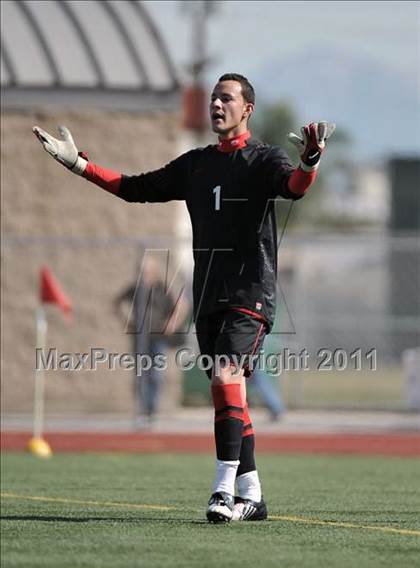 Thumbnail 1 in El Rancho vs Oak Hills (CIF SS D4 Final) photogallery.