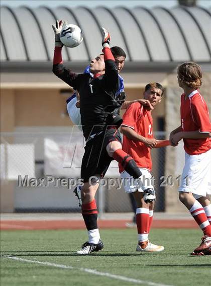 Thumbnail 3 in El Rancho vs Oak Hills (CIF SS D4 Final) photogallery.