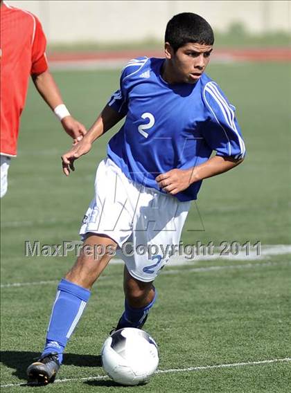 Thumbnail 3 in El Rancho vs Oak Hills (CIF SS D4 Final) photogallery.