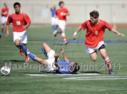 Thumbnail 3 in El Rancho vs Oak Hills (CIF SS D4 Final) photogallery.