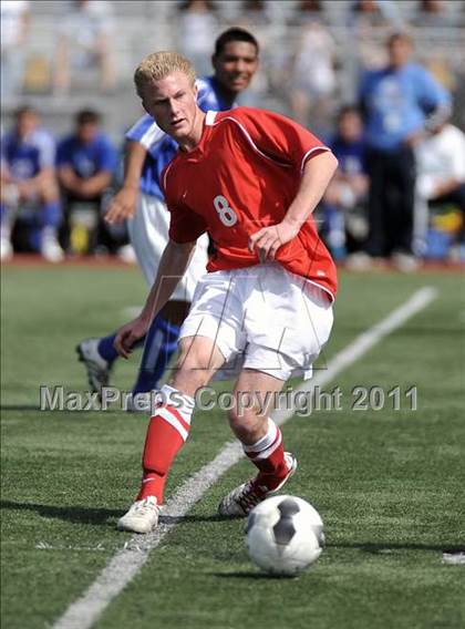 Thumbnail 2 in El Rancho vs Oak Hills (CIF SS D4 Final) photogallery.