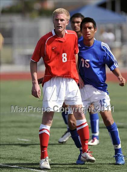 Thumbnail 3 in El Rancho vs Oak Hills (CIF SS D4 Final) photogallery.
