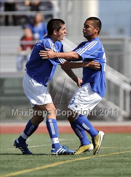 Thumbnail 2 in El Rancho vs Oak Hills (CIF SS D4 Final) photogallery.