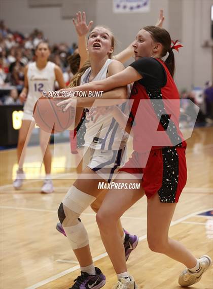 Thumbnail 2 in Clarkston vs. Lewiston photogallery.