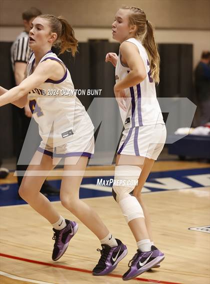 Thumbnail 2 in Clarkston vs. Lewiston photogallery.