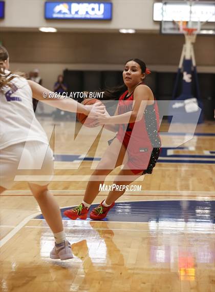 Thumbnail 2 in Clarkston vs. Lewiston photogallery.