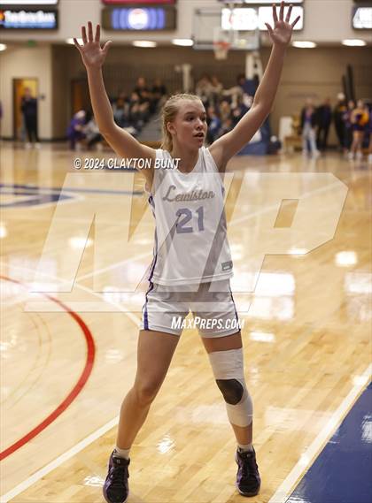 Thumbnail 1 in Clarkston vs. Lewiston photogallery.