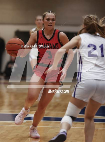 Thumbnail 3 in Clarkston vs. Lewiston photogallery.