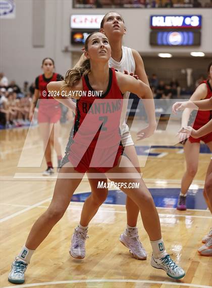 Thumbnail 2 in Clarkston vs. Lewiston photogallery.