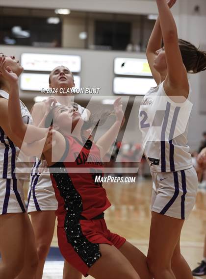 Thumbnail 2 in Clarkston vs. Lewiston photogallery.