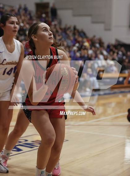 Thumbnail 2 in Clarkston vs. Lewiston photogallery.