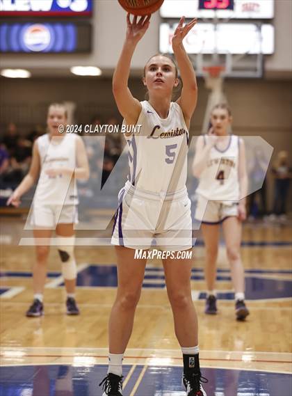Thumbnail 3 in Clarkston vs. Lewiston photogallery.