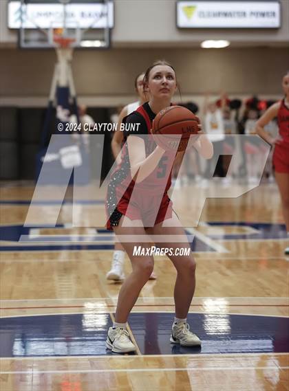 Thumbnail 3 in Clarkston vs. Lewiston photogallery.