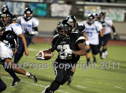 Thumbnail 3 in Duarte vs. Azusa photogallery.
