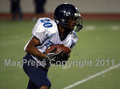 Thumbnail 2 in Duarte vs. Azusa photogallery.