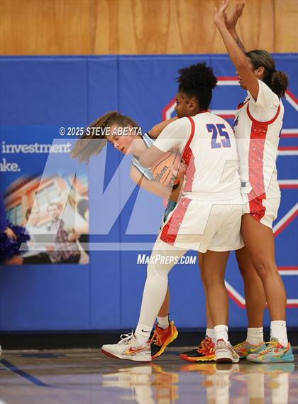 Thumbnail 1 in Valor Christian @ Cherry Creek photogallery.