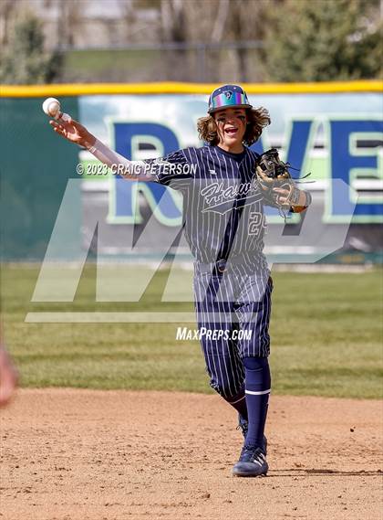 Thumbnail 1 in Logan @ Ridgeline photogallery.