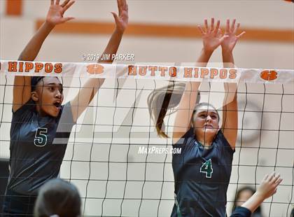Thumbnail 2 in Cedar Park @ Hutto photogallery.