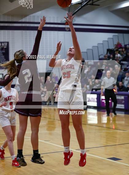 Thumbnail 3 in Bloomsburg vs. Loyalsock Township (PIAA District IV 3A Semi-final) photogallery.