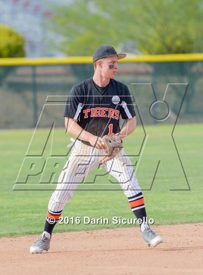 Thumbnail 2 in Wilson vs. Grand Junction (Coach Bob National Invitational) photogallery.