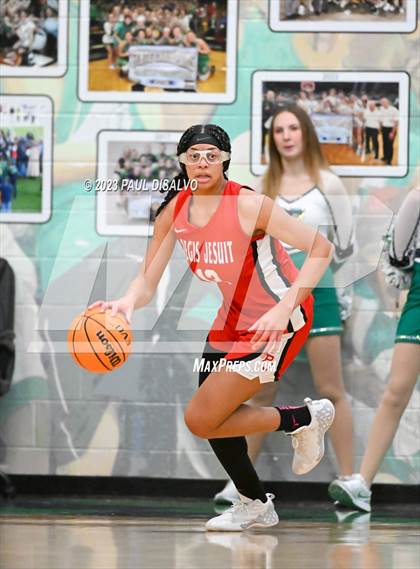 Thumbnail 3 in Regis Jesuit @ ThunderRidge photogallery.