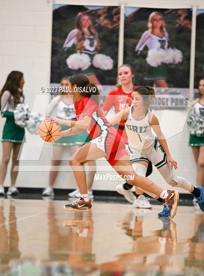Thumbnail 3 in Regis Jesuit @ ThunderRidge photogallery.