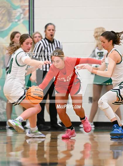 Thumbnail 3 in Regis Jesuit @ ThunderRidge photogallery.