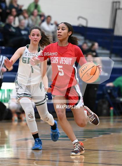 Thumbnail 1 in Regis Jesuit @ ThunderRidge photogallery.